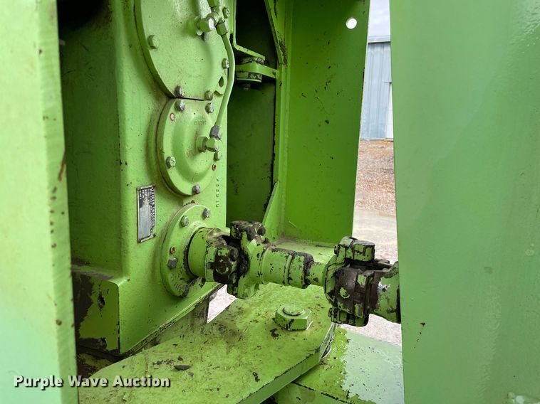 image for item JE9486 Steiger Bearcat ST225  4WD tractor