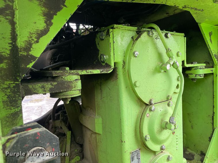 image for item JE9486 Steiger Bearcat ST225  4WD tractor