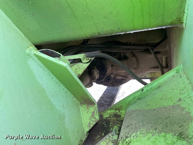 image for item JE9486 Steiger Bearcat ST225  4WD tractor