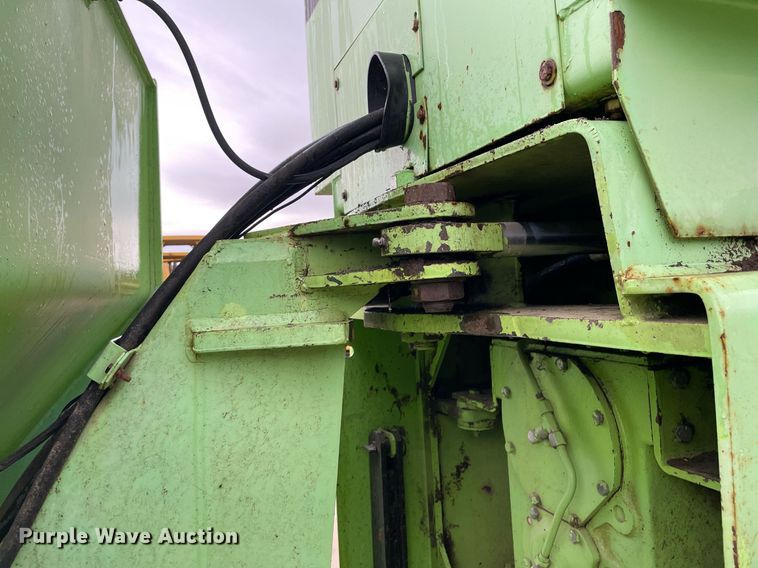 image for item JE9486 Steiger Bearcat ST225  4WD tractor