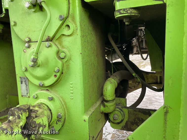 image for item JE9486 Steiger Bearcat ST225  4WD tractor