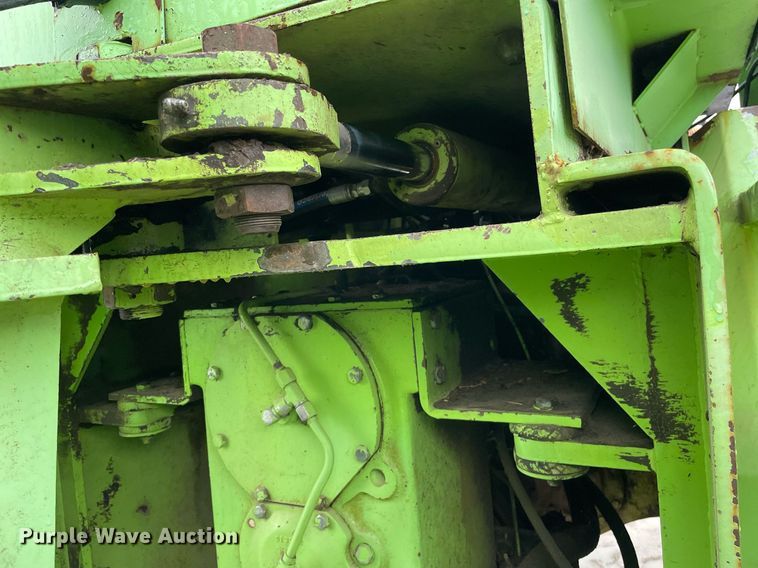 image for item JE9486 Steiger Bearcat ST225  4WD tractor