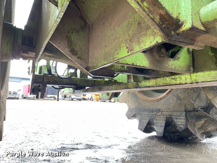 image for item JE9486 Steiger Bearcat ST225  4WD tractor