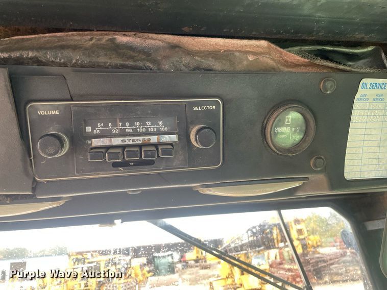 image for item JE9486 Steiger Bearcat ST225  4WD tractor