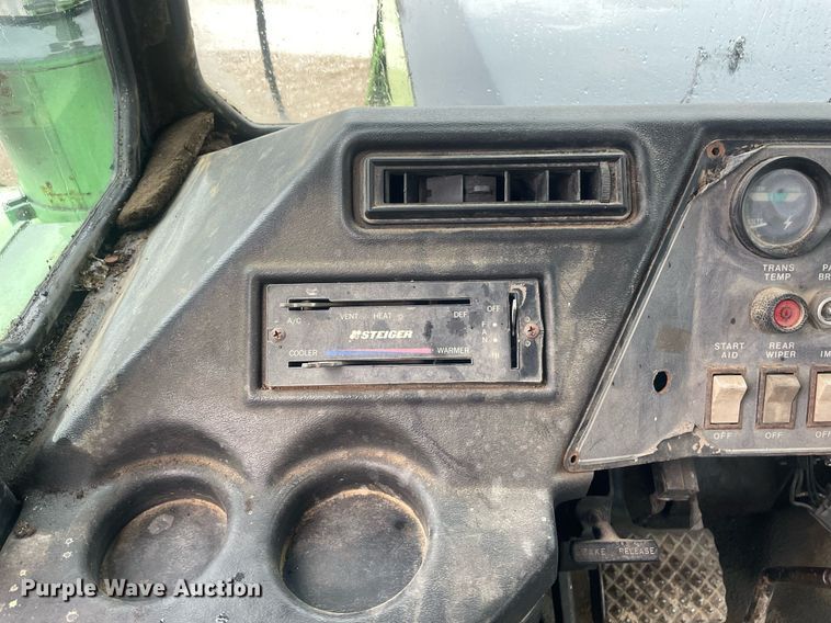 image for item JE9486 Steiger Bearcat ST225  4WD tractor