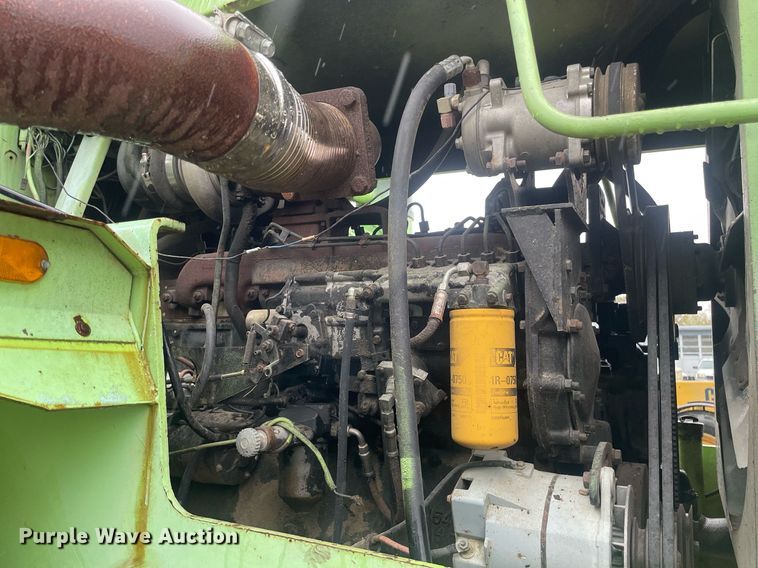 image for item JE9486 Steiger Bearcat ST225  4WD tractor