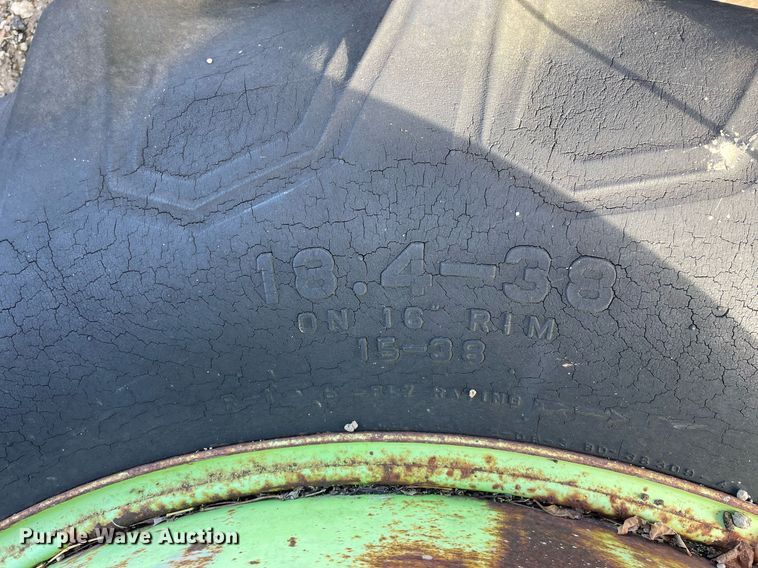 image for item JE9486 Steiger Bearcat ST225  4WD tractor