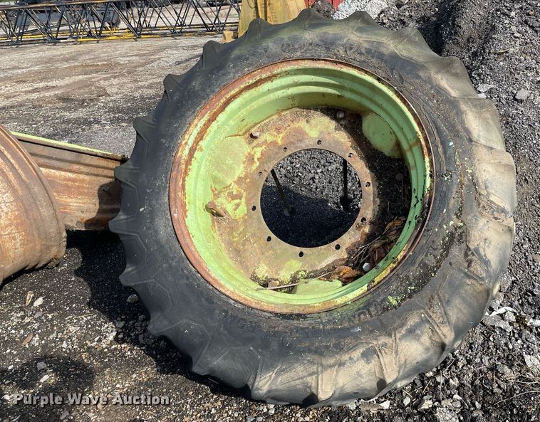 image for item JE9486 Steiger Bearcat ST225  4WD tractor