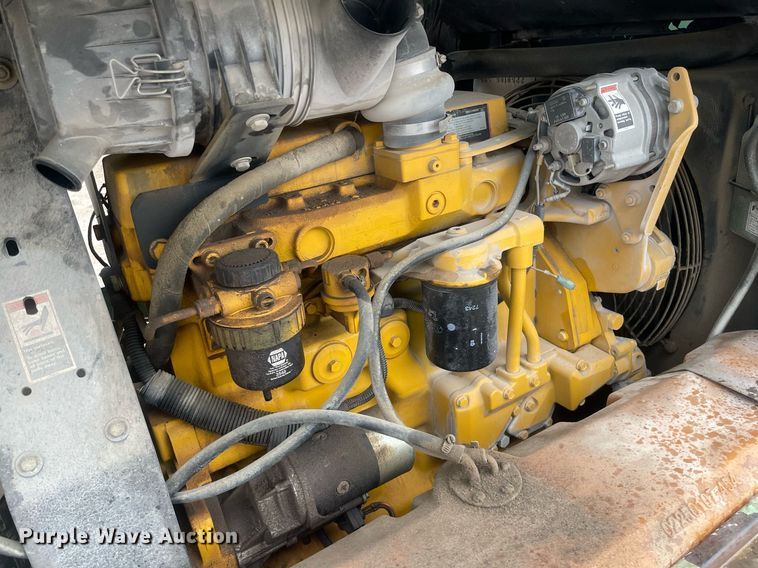 image for item JE9488 2000 Sullair 185  air compressor