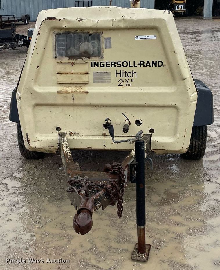 image for item JE9489 1992 Ingersoll Rand  air compressor