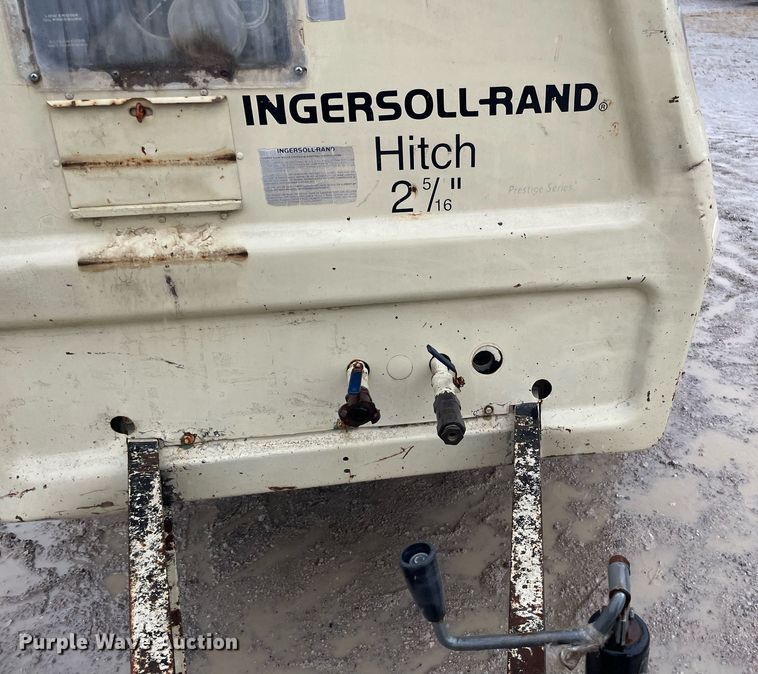 image for item JE9489 1992 Ingersoll Rand  air compressor