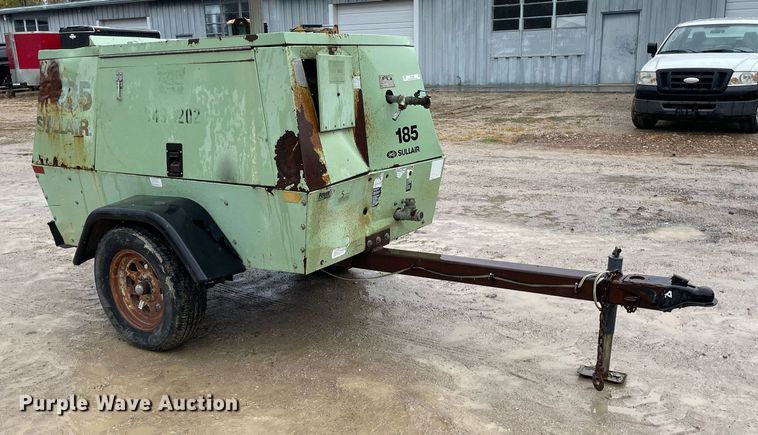 image for item JE9490 Sullair 185  air compressor