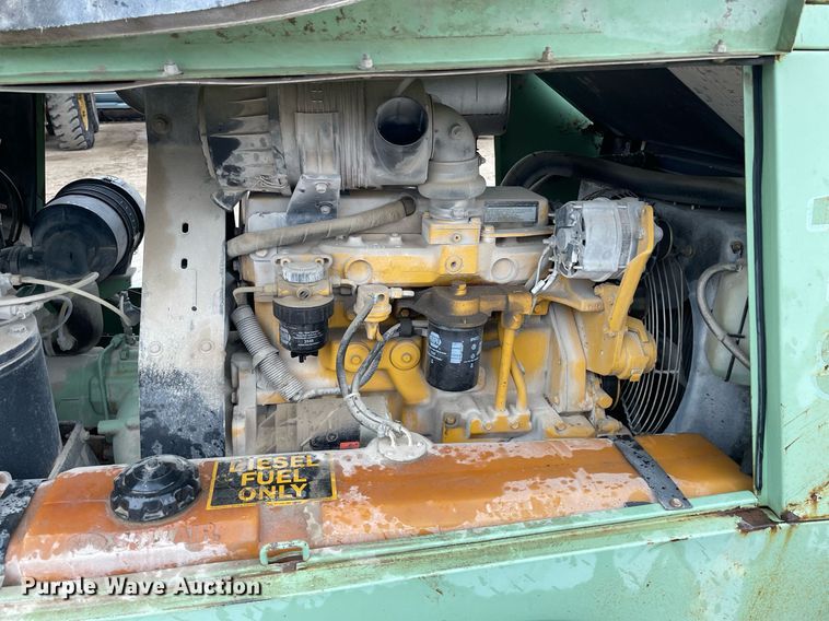 image for item JE9490 Sullair 185  air compressor