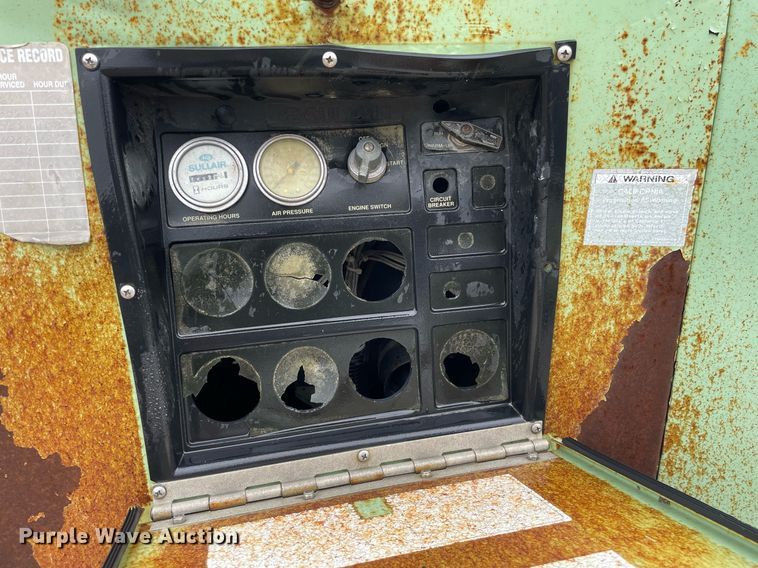 image for item JE9490 Sullair 185  air compressor