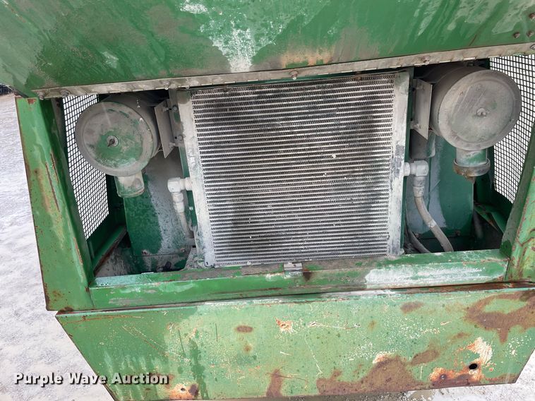 image for item JE9491 Sullair 185Q  air compressor