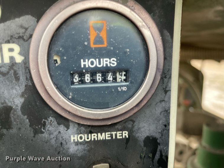 image for item JE9491 Sullair 185Q  air compressor