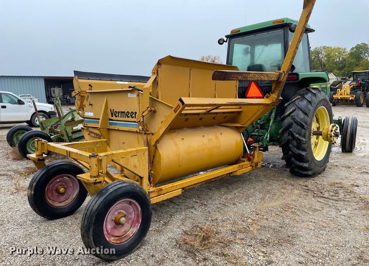 image for item NX9974 Vermeer BB256  bale processor