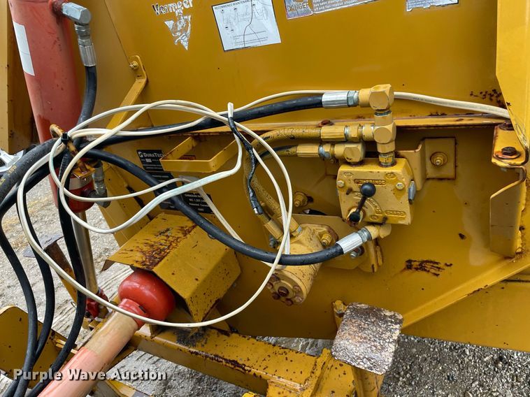 image for item NX9974 Vermeer BB256  bale processor