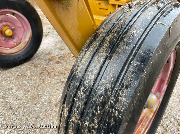 image for item NX9974 Vermeer BB256  bale processor