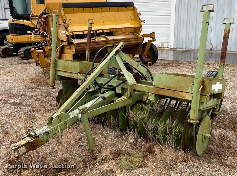 image for item NX9975 Bowie  straw crimper