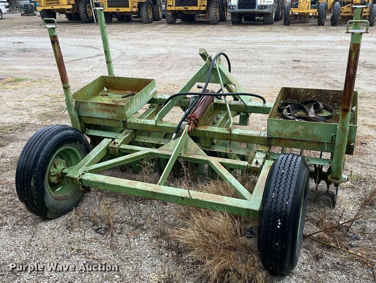 image for item NX9975 Bowie  straw crimper