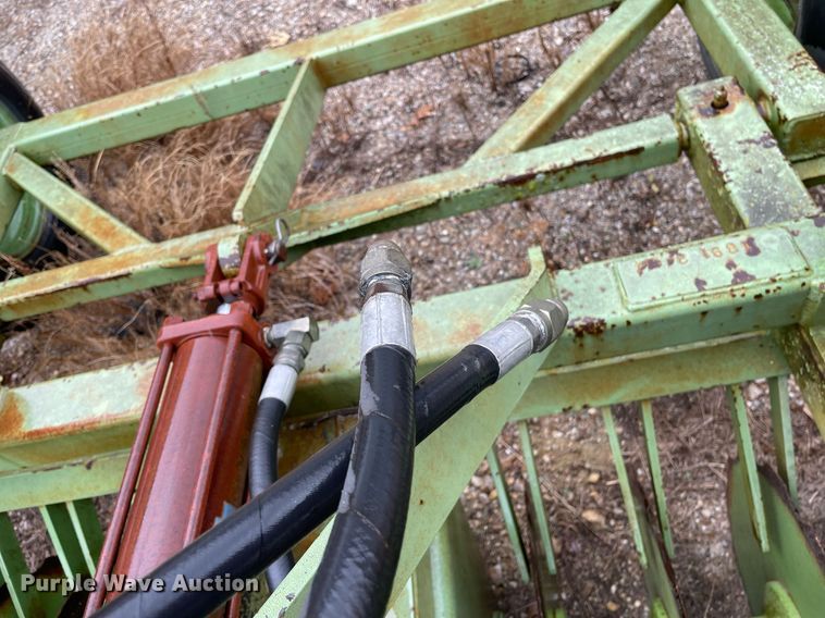 image for item NX9975 Bowie  straw crimper