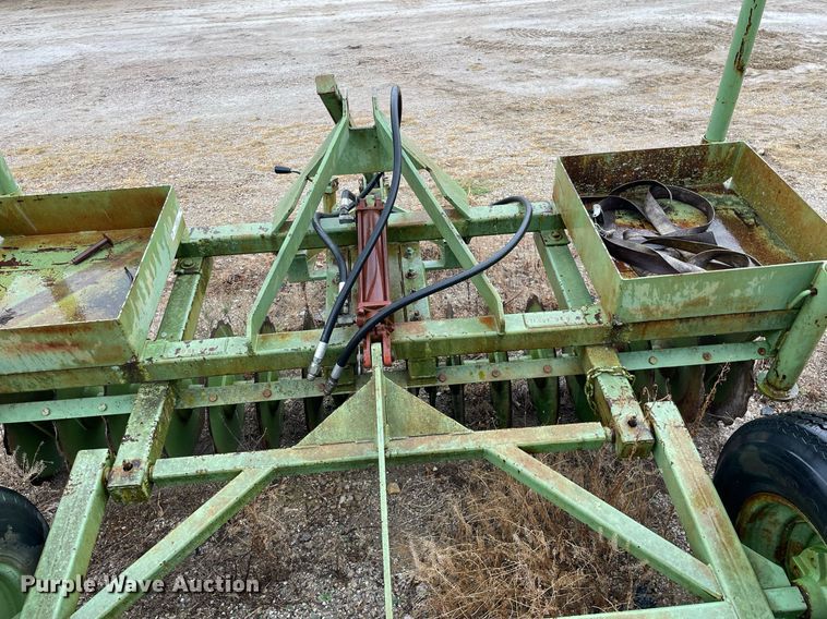 image for item NX9975 Bowie  straw crimper