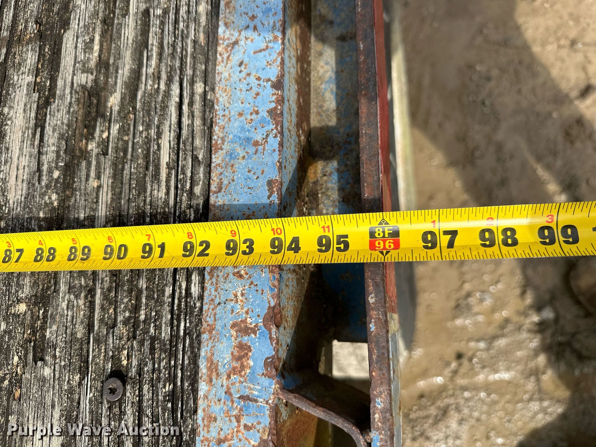 1992 Blair Trailers equipment trailer in Parsons, KS Item JE9425 for