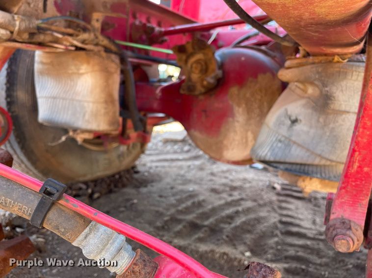 image for item DI3641 2005 International 9200i  semi truck