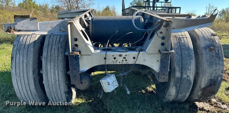 image for item DJ6436 Tandem rear axle assembly