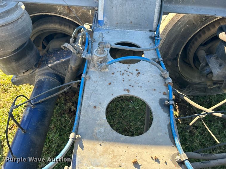 image for item DJ6436 Tandem rear axle assembly