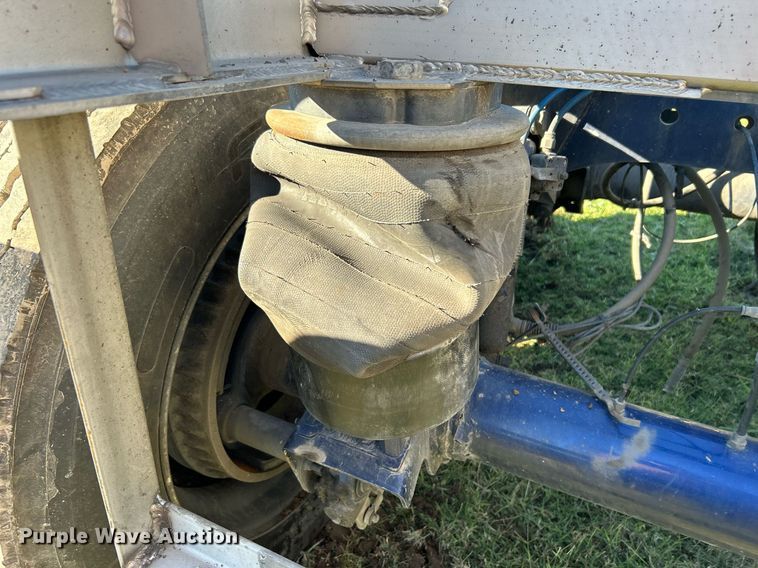 image for item DJ6436 Tandem rear axle assembly