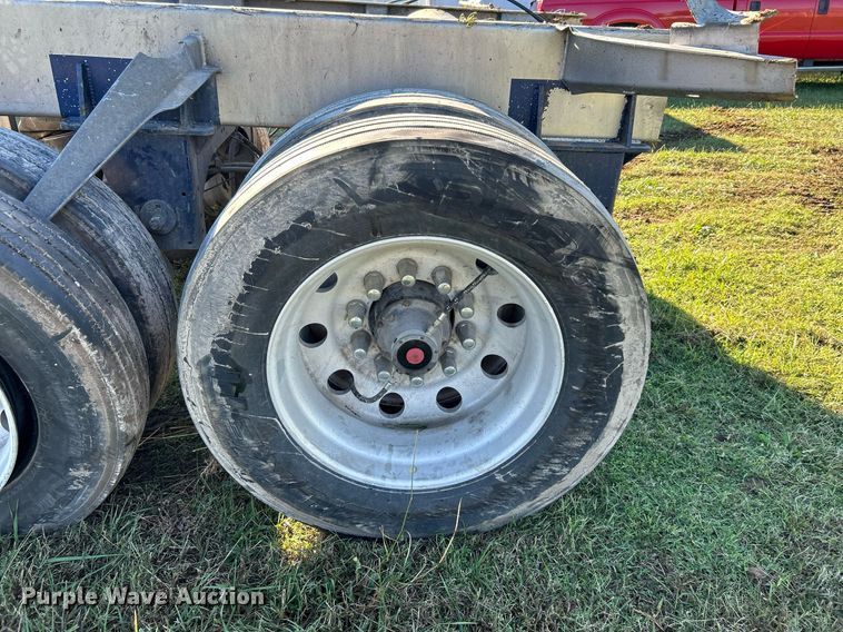 image for item DJ6436 Tandem rear axle assembly