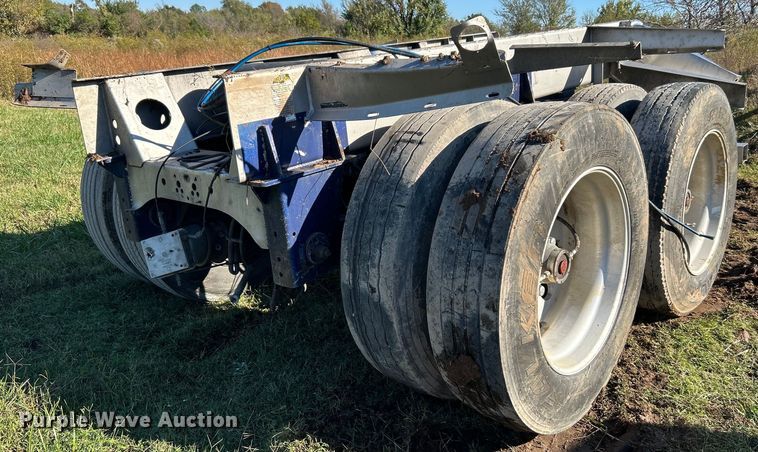 image for item DJ6436 Tandem rear axle assembly