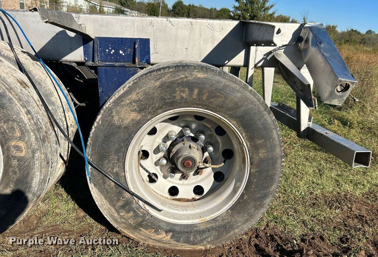 image for item DJ6436 Tandem rear axle assembly