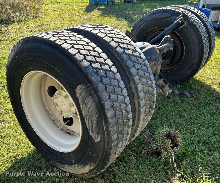 image for item DJ6439 Rear axle assembly