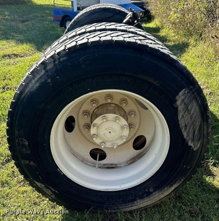 image for item DJ6439 Rear axle assembly