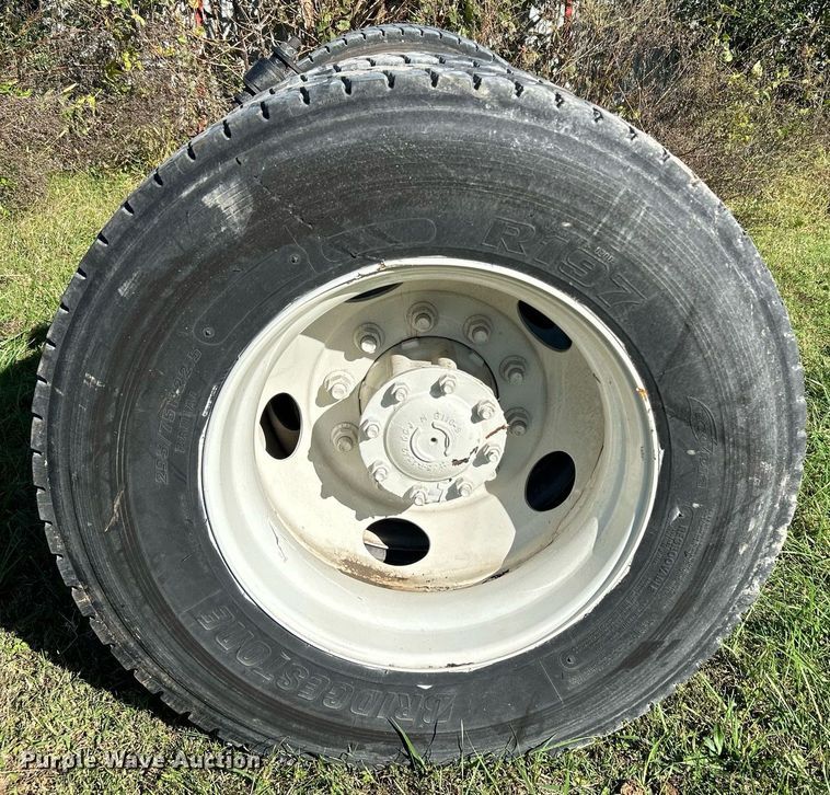 image for item DJ6439 Rear axle assembly