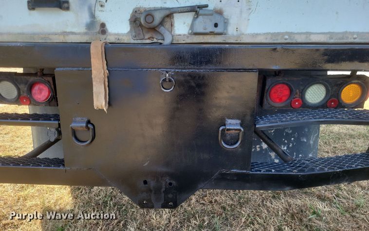 image for item DK1171 2005 International 4400  box truck