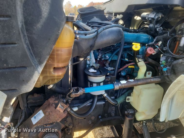 image for item DK1171 2005 International 4400  box truck