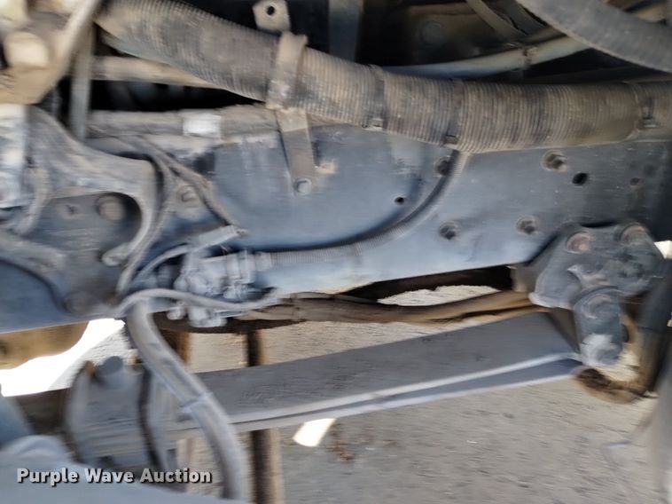 image for item DK8860 2003 International 8600  semi truck