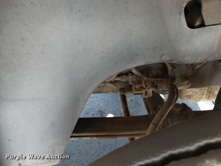 image for item DK8860 2003 International 8600  semi truck