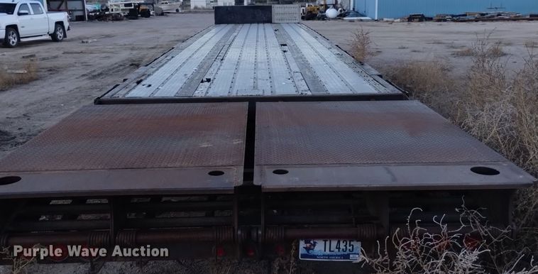 image for item DK8877 2003 Transcraft DTL-2100  drop deck equipment trailer