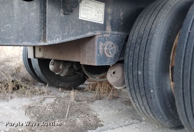 image for item DK8877 2003 Transcraft DTL-2100  drop deck equipment trailer