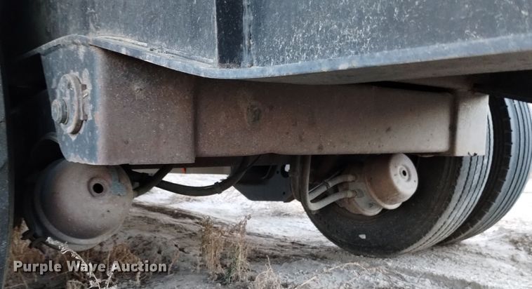 image for item DK8877 2003 Transcraft DTL-2100  drop deck equipment trailer