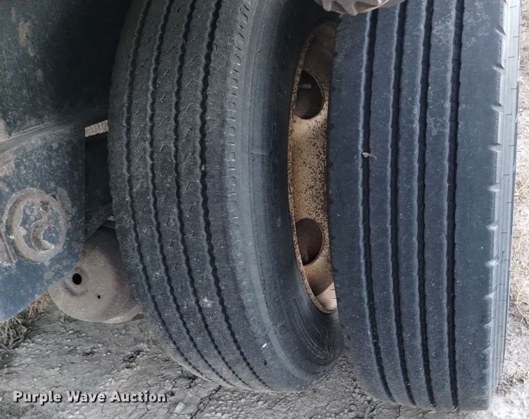 image for item DK8877 2003 Transcraft DTL-2100  drop deck equipment trailer