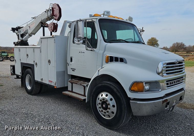 image for item DN7062 2006 Sterling Acterra  utility / service truck