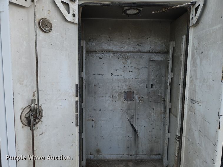 image for item DN7062 2006 Sterling Acterra  utility / service truck