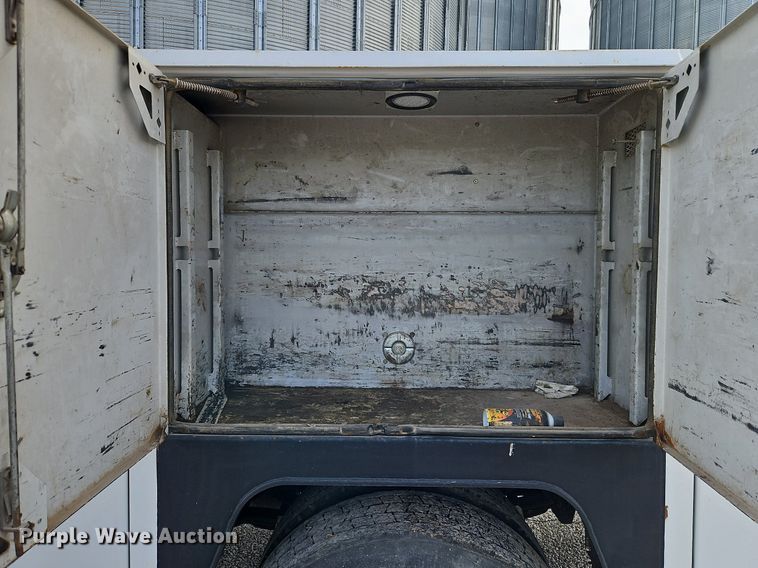 image for item DN7062 2006 Sterling Acterra  utility / service truck