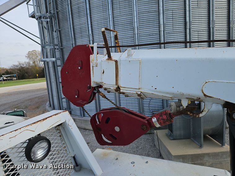 image for item DN7062 2006 Sterling Acterra  utility / service truck